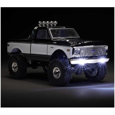 Axial SCX24 Chevrolet C10 1971 1:24 4WD RTR černý