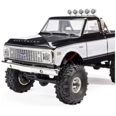 Axial SCX24 Chevrolet C10 1971 1:24 4WD RTR černý