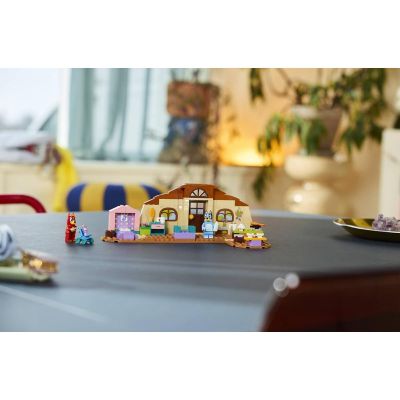 LEGO Bluey - Rusty, Bluey a škola
