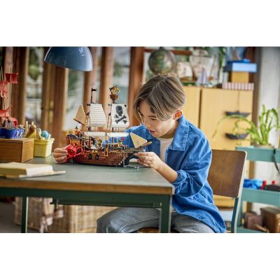 LEGO Creator - Kultovní pirátská loď