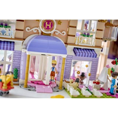 LEGO Friends - Grand Hotel v městečku Heartlake