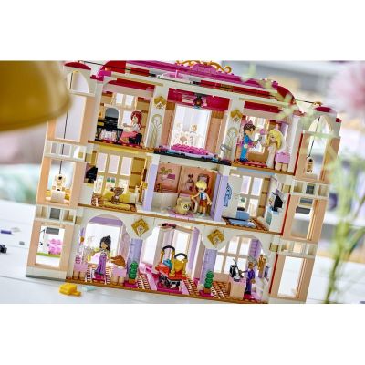 LEGO Friends - Grand Hotel v městečku Heartlake