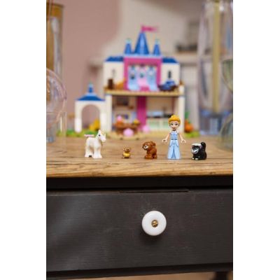 LEGO Disney - Popelčin zámek a její zvířecí přátelé
