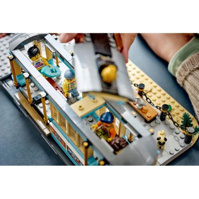 LEGO City - Historická plážová tramvaj