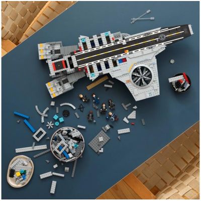 LEGO Marvel - Helicarrier S.H.I.E.L.D.