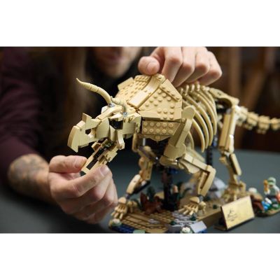 LEGO Jurassic World - Dinosauří fosilie: Triceratops