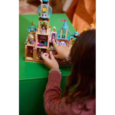 LEGO Disney - Zámek princezny Lociky