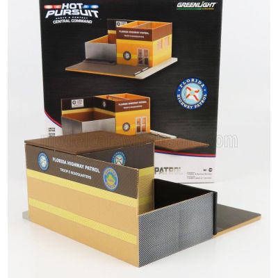 GREENLIGHT ACCESSORIES SET OFFICINA GARAGE MECHANIC'S CORNER PURSUIT CENTRAL COMMAND FLORIDA HIGHWAY PATROL STATION - BROWN CREA