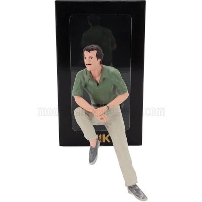 KK SCALE FIGURES THOMAS STANDING FOR FERRARI 308 GTS QUATTROVALVOLE USA VERSION 1982 - GREEN BEIGE 1/12