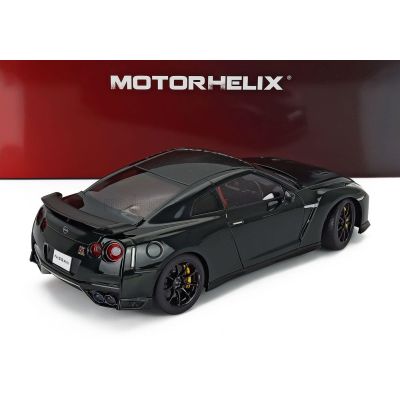 MOTORHELIX NISSAN GT-R (R35) NISMO T-SPEC COUPE 2022 - GREEN 1/18