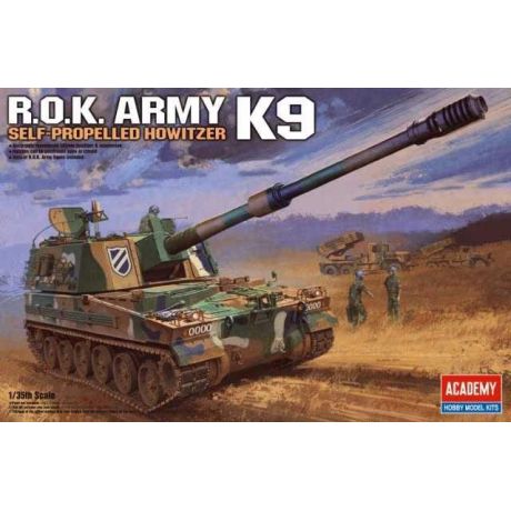 Model Kit military 13219 - R.O.K. ARMY K-9 SPG (1:35)
