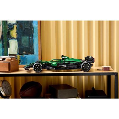 LEGO Technic - Auto Aston Martin Aramco AMR25 F1®