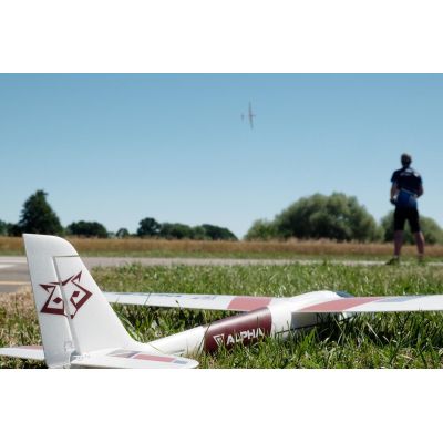 KAVAN Alpha V2 1500mm RTF - zelená