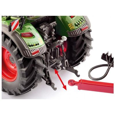 Wiking Fendt 724 Vario with frontloader Cargo 6.100
