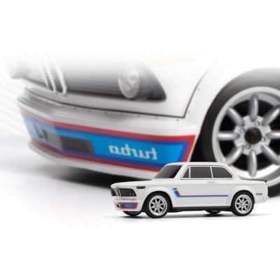 nano-TTR BMW 2002 Turbo - bílá