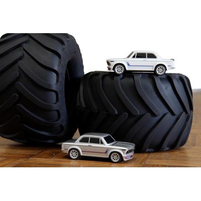 nano-TTR BMW 2002 Turbo - stříbrná