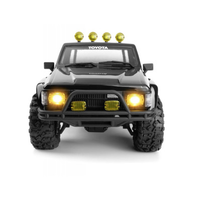 Venture18 1985 Toyota Hilux SR5 - černý