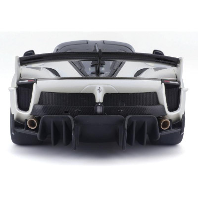 Bburago Ferrari FXX-K EVO No.70 1:18 bílá/černá