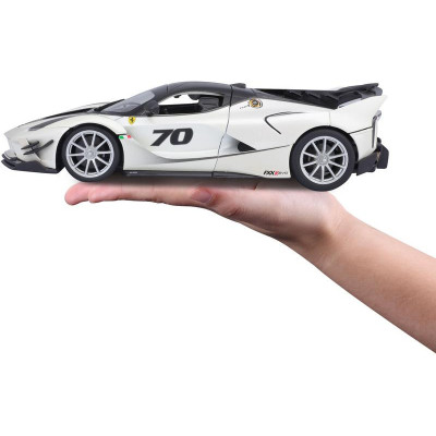 Bburago Ferrari FXX-K EVO No.70 1:18 bílá/černá