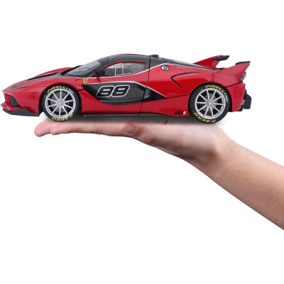 Bburago Signature Ferrari FXX K 1:18 červená
