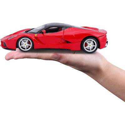 Bburago Ferrari LaFerrari 1:24 červená