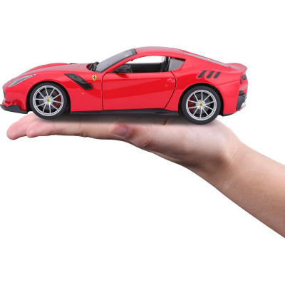 Bburago Ferrari F12TDF 1:24 červená