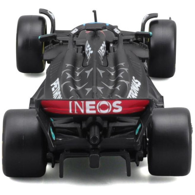 Bburago Signature Mercedes-AMG F1 W14 E Performance 1:43 63 Russell