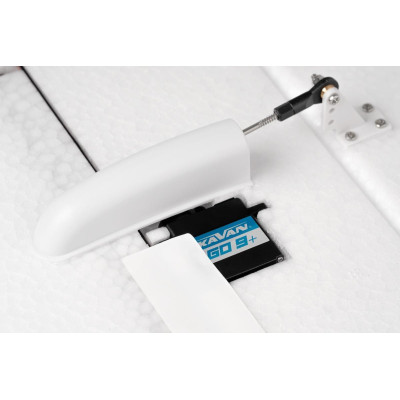 KAVAN Alpha V2 1500mm ARF - červená