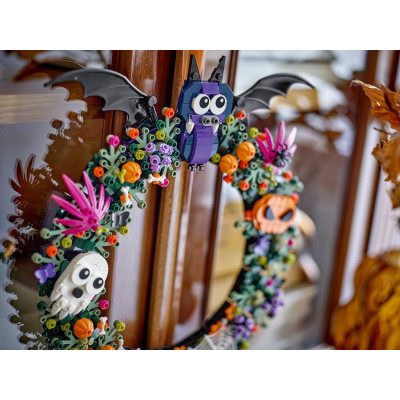 LEGO Iconic - Halloweenský věnec