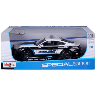 Maisto Ford Mustang GT 2015 1:18 černo-bílá