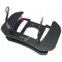 Elegáns ASTRA konzol Spektrum NX sorozatú RC adókhoz, fekete matt kivitelben, Astra logóval. Nincs ujjlenyomat, új, tartósabb anyag. Méretek 305x190x60mm. Opcionálisan hozzáadható az AK1020 komfort pánt vagy az AK1021 keresztpánt.