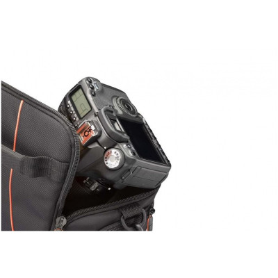 Case Logic DSLR fényképezőgép táska DCB306K