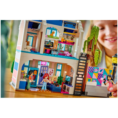 LEGO Friends - Liann és a családi háza