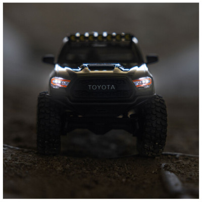 Axial SCX30 Toyota Tacoma TRD Pro Extreme 1:30 4WD RTR zelený