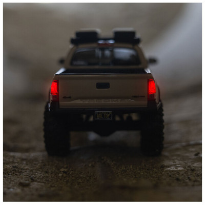 Axial SCX30 Toyota Tacoma TRD Pro Extreme 1:30 4WD RTR zelený