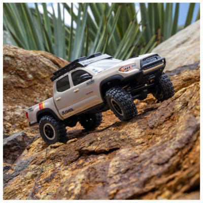 Axial SCX30 Toyota Tacoma TRD Pro Extreme 1:30 4WD RTR pískový
