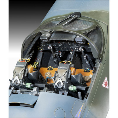 Plastic ModelKit letadlo 03786 - Hawker Hunter T.7/T.7A (1:32)