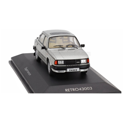 FOXTOYS ŠKODA 125L 1988 - SILVER 1/43