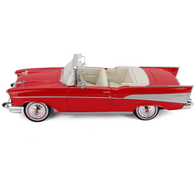 MAISTO CHEVROLET BEL AIR CABRIOLET 1957 - RED 1/18