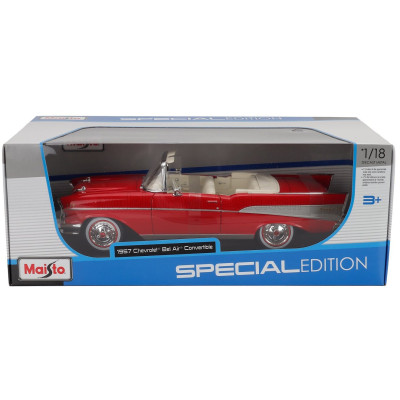 MAISTO CHEVROLET BEL AIR CABRIOLET 1957 - RED 1/18