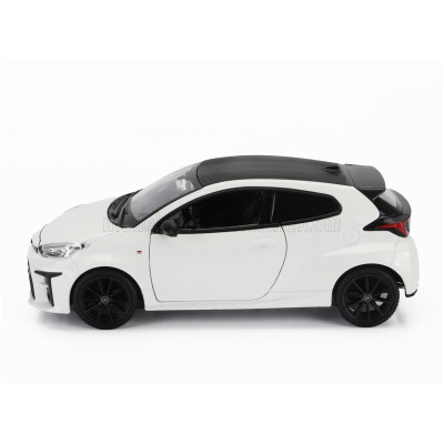 MAISTO TOYOTA YARIS GR 2021 - WHITE 1/24