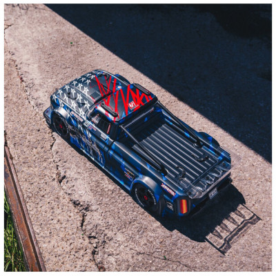 Arrma Infraction Resto Mod 6S BLX 1:7 RTR ezüst