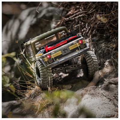 Axial SCX10 III Jeep JT Gladiator 4WD RTR zelený