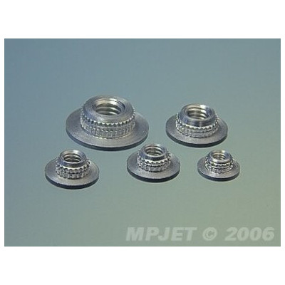 1022 matice M4 nízká 4ks