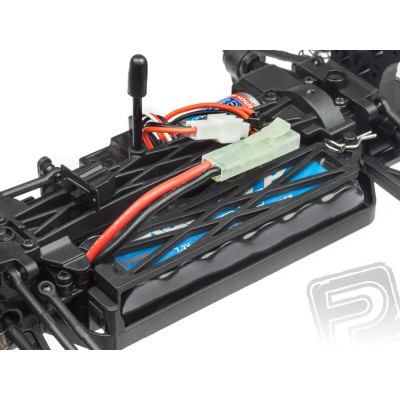 MAVERICK ION XT 1/18 Truggy s 2,4GHz RC soupravou