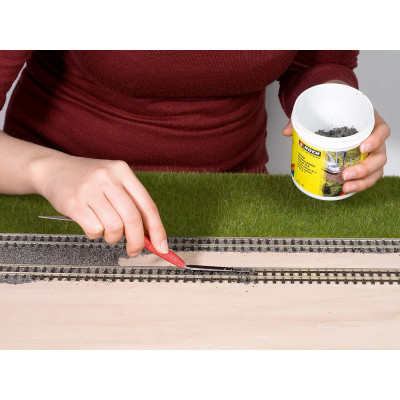 Štrk s lepidlom "Sticky ballast" - hnedý 300 g