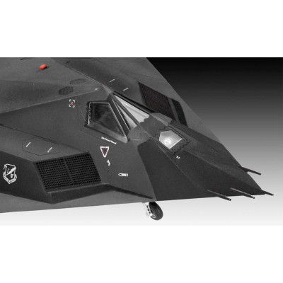 Plastic ModelKit letadlo 03899 - Lockheed Martin F-117A Nighthawk Stealth Fighter (1:72)