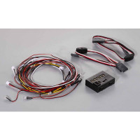 Dobja fel 1/10-es Toyota Land Cruiser 70 RC modellautóját a Killerbody LED világító készlettel. A csomag tartalmaz 3 és 5 mm-es LED-eket, amelyek piros, fehér, narancssárga színben világítanak, vezérlőt, két Y-kábelt - Rx/szervó, Rx/szabályozó.