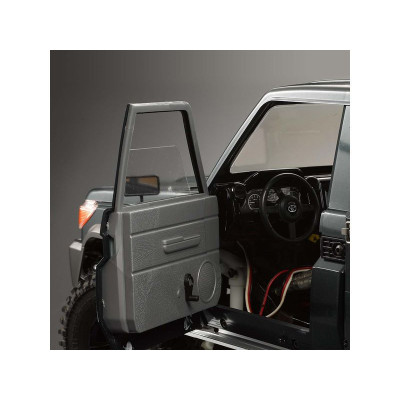 Toyota Land Cruiser 70 - dveře