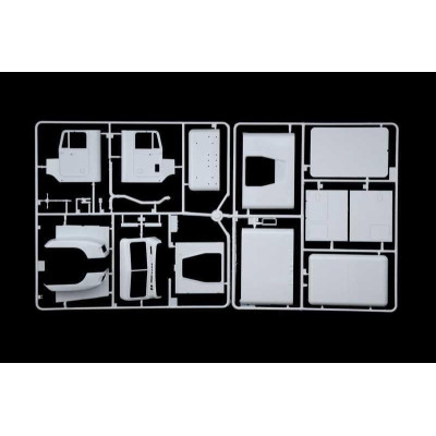 Model Kit truck 3925 - FREIGHTLINER FLD 120 SPECIAL (1:24)